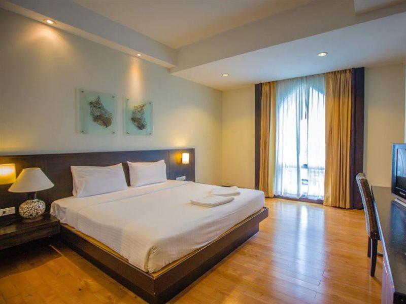 Grande Southern Hotel Thung Song Buitenkant foto